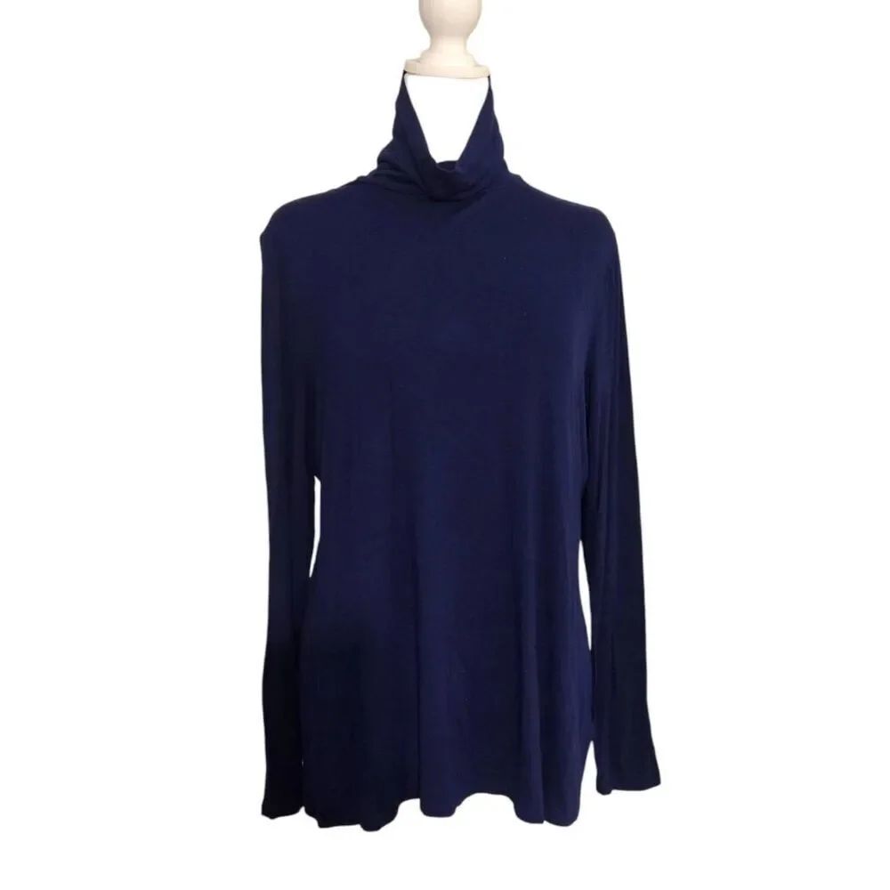 Iman Woman's Size Large Navy Blue Turtleneck Shirt